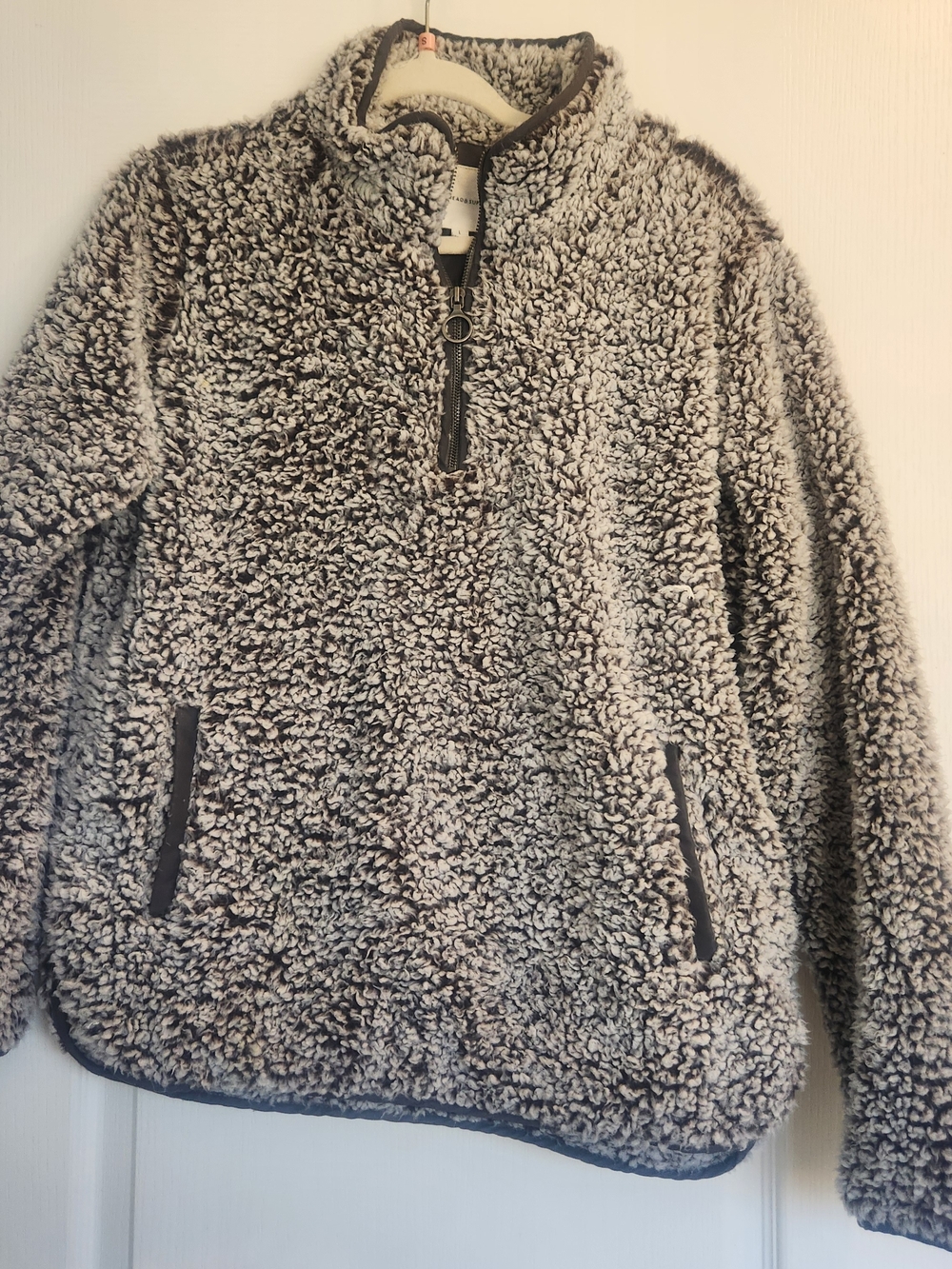 Thread & Supply Cream and Brown Sherpa Pullover L Euc